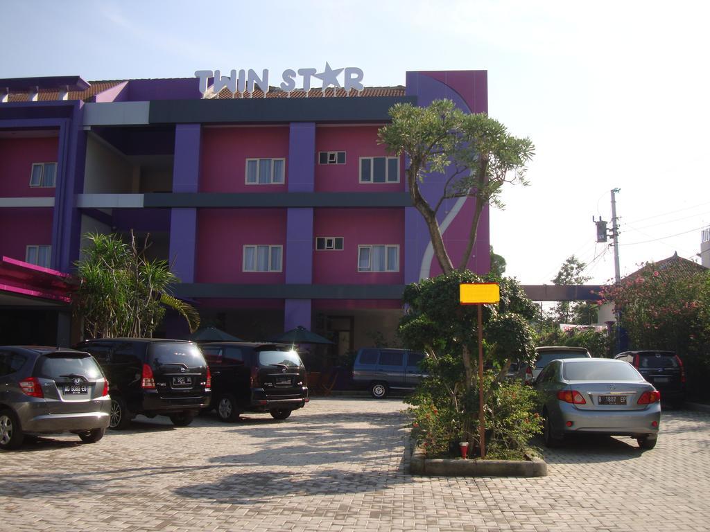 Hotel Twin Star Solo Exteriér fotografie